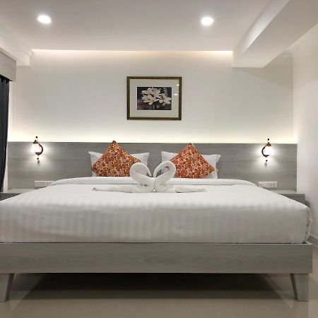 Vista Hotel Chiang Mai - Sha Extra Plus Экстерьер фото