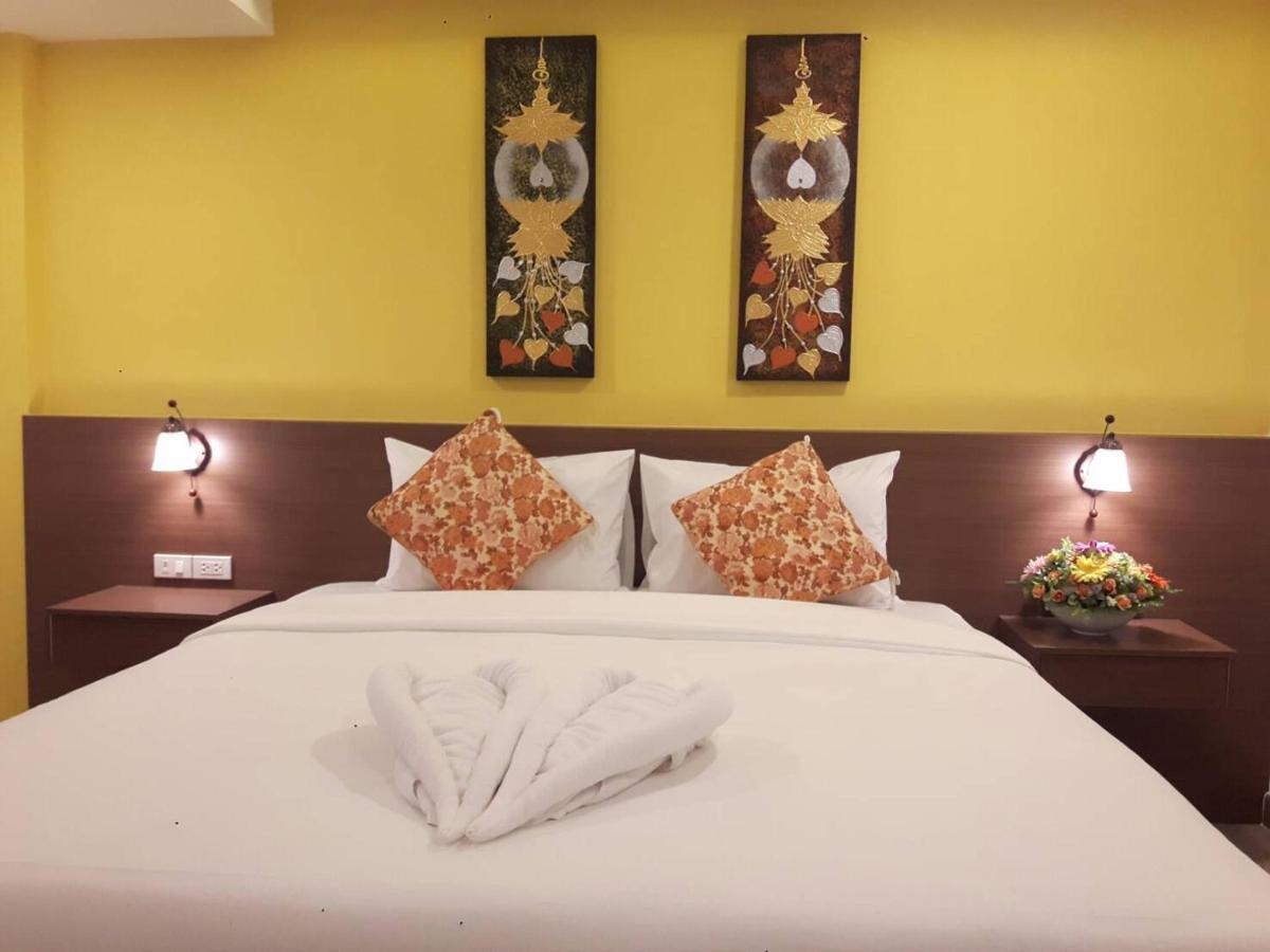 Vista Hotel Chiang Mai - Sha Extra Plus Экстерьер фото