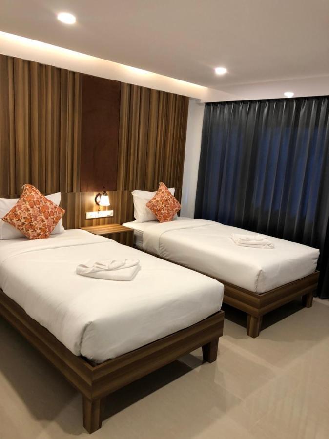 Vista Hotel Chiang Mai - Sha Extra Plus Экстерьер фото