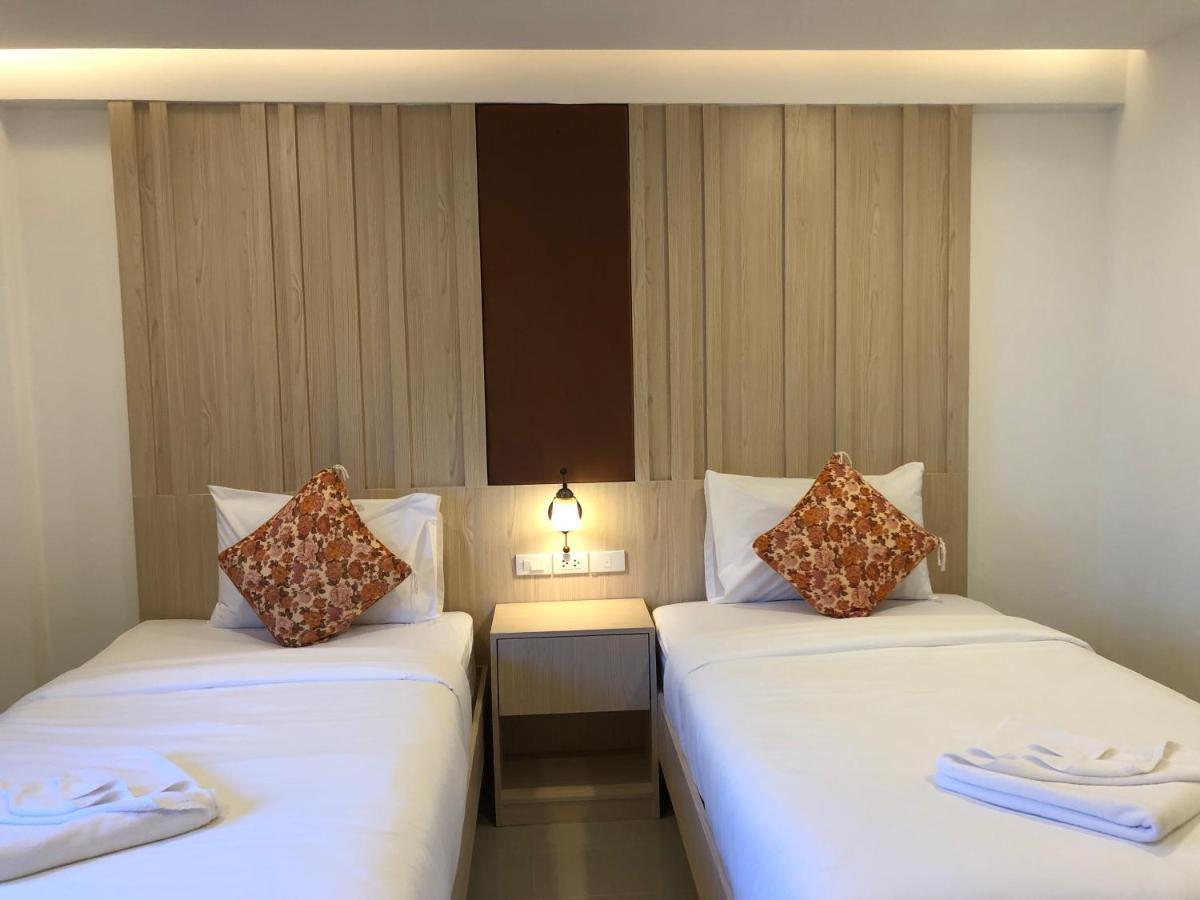 Vista Hotel Chiang Mai - Sha Extra Plus Экстерьер фото